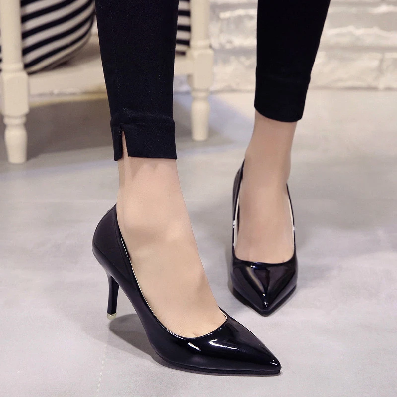 2022 Spring and Autumn New Large Size Pointed Toe Solid Color Pumps Sexy and Comfortable Solid Color Temperament Women\'s Shoes