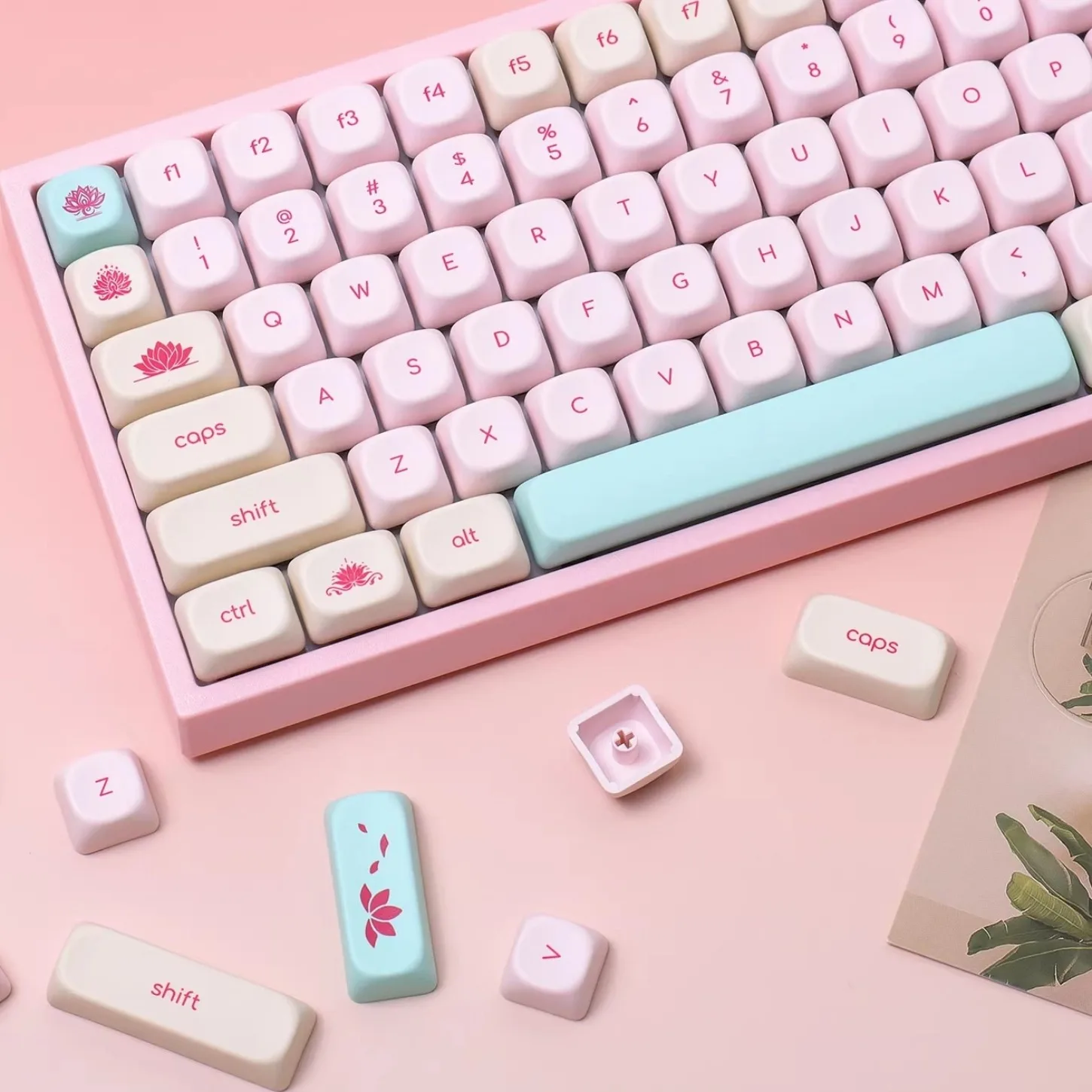 Minimally Cute Red Lotus Flower MOA Keycap PBT 128 Key Suitable for 60/64/84/98/104 Magnetic Axis Mechanical Keyboard Wooting