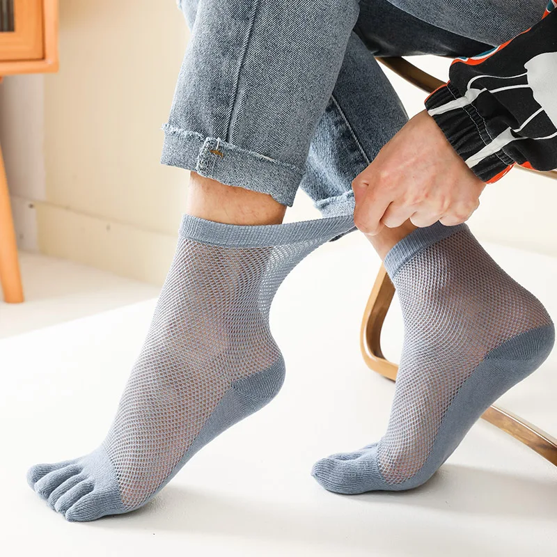 

Of Summer Men Five-finger Socks Hollow Thin Toe Socks Solid Color Cotton 5 Finger Socks Set