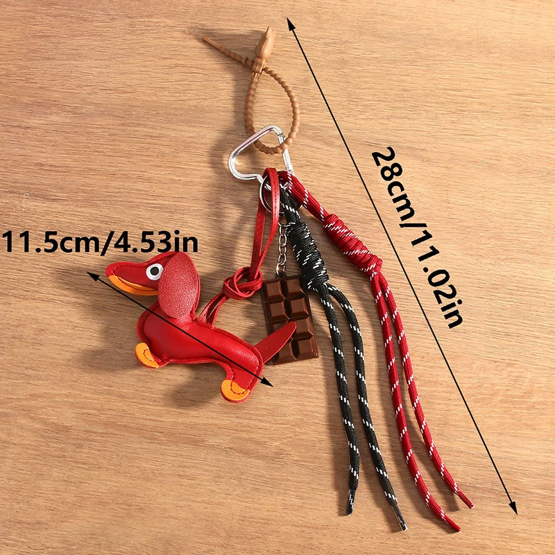 Lindo llavero de perro salchicha para mujer, llavero de perro vintage con cuerda de cuero trenzada, colgante único para bolsa de regalo para amantes de las mascotas