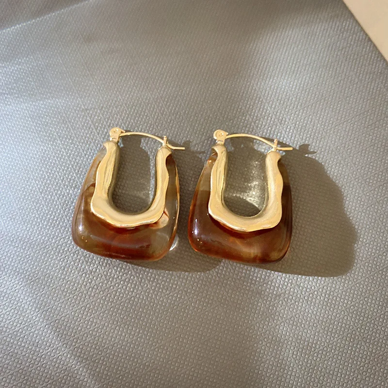 Vintage Tropft Öl U-förmigen Ohrring für Frauen Einfache Creolen Temperament Persönlichkeit Alle-passenden Schmuck Weibliche 2024