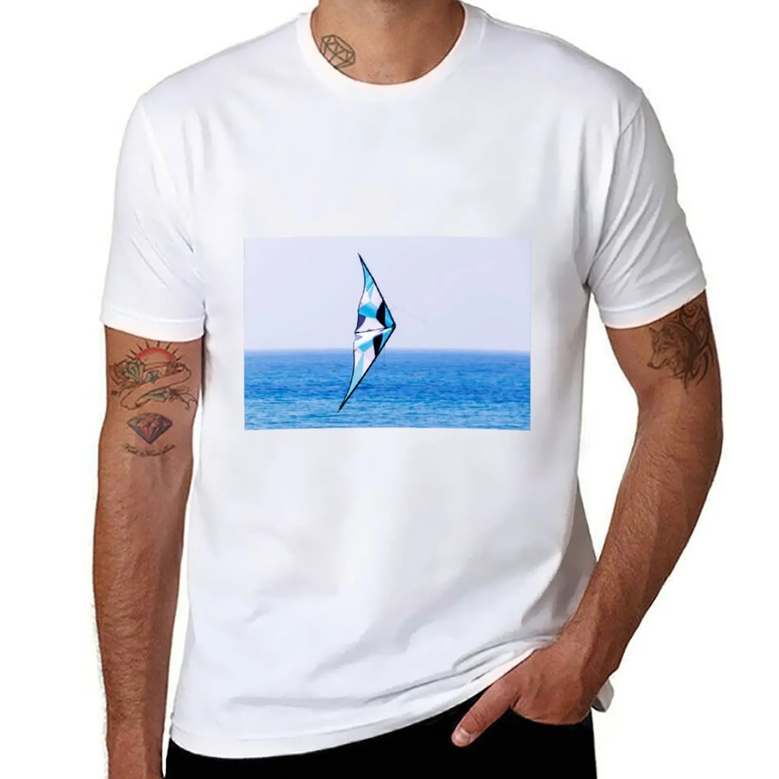 

Kite flying in the sky T-Shirt cotton tshirt 100% mens graphic t shirts T-Shirt