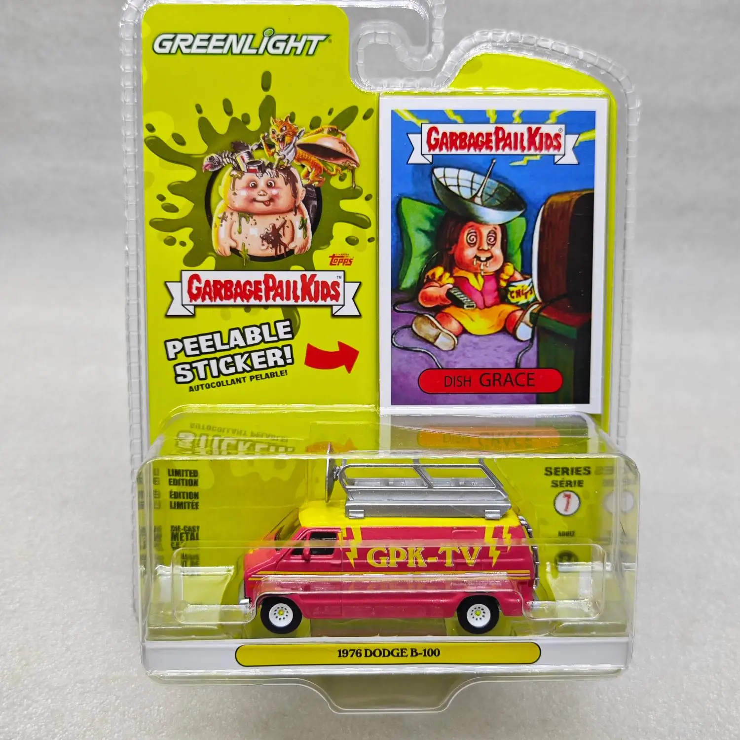 

Green Light 1:64 Trash Can Children's Series 7-Dish Grace -1976 Dodge B-100 Roof Satellite Dishcar Model Toys Gifts Collection