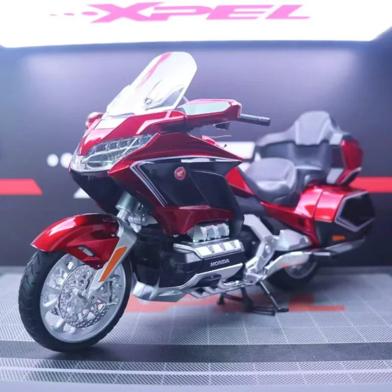 

1:11 HONDA Gold Wing GL800 2021, модель мотоцикла из сплава, литая под давлением металлическая модель мотоцикла для отдыха и туризма, звуковой свет, детская игрушка в подарок