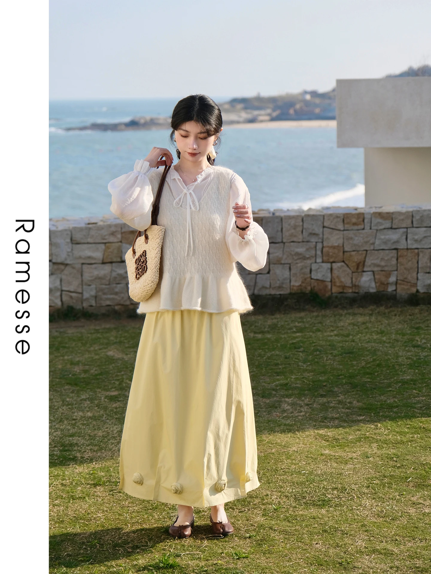 

Ramesse Alice Daisy Yellow 3D Flower Skirt Elastic Waist Umbrella Skirt Mid-Length Half Skirt Spring Cotton Girls Students