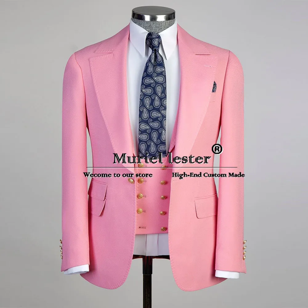 

Male Fashion Pink Suits Men For Wedding Golden Buttons Jacket Vest Pants 3 Pieces Groom Tuxedo Tailored Made Man Dinner Blazers