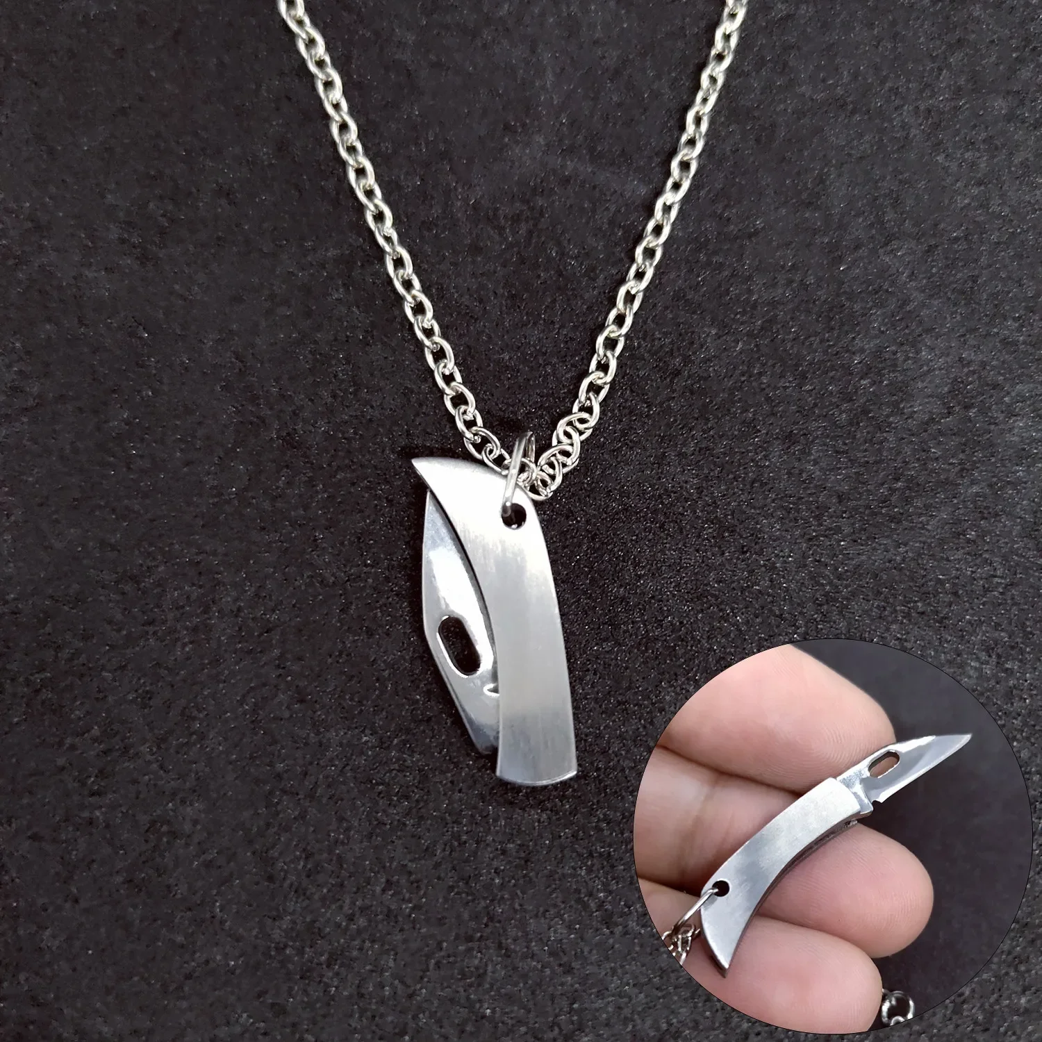 Creative metal Necklace Cool style Mini knife pendant Small tool Necklac Men\'s/Women\'s Necklace Accessories Gift