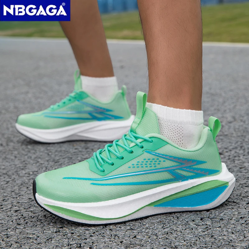 أحذية رياضية كلاسيكية سوداء لل - مراجعة Breathable Mesh Athletic Shoes وسعره