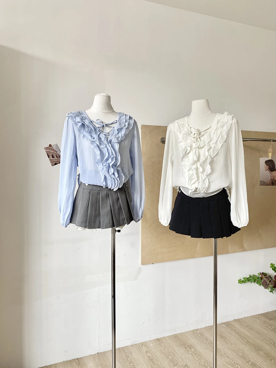 

Spring 2026 Korean Style Pure Desire Versatile Bell Sleeve V Neck Shirt Women's Slim Fit Shirt with Tie Detail Commute Style