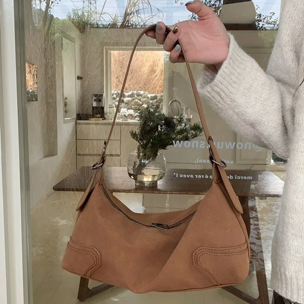 

Matte Retro Shoulder Bag Frosted Texture Solid Color Faux Suede Underarm Bag Adjustable Straps Versatile Wear Simple Handbag