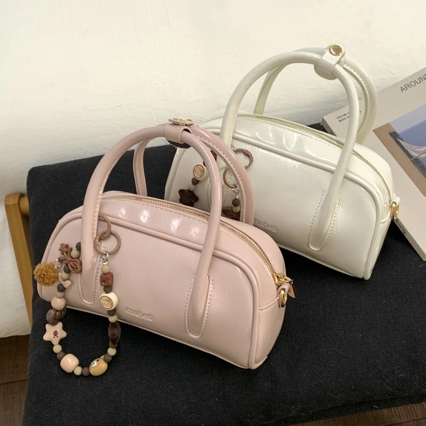 

Spring new style fashionable ladies' handbags bowling-shaped ladies' handbags for commuting luxurious simple crossbody Bag Purse