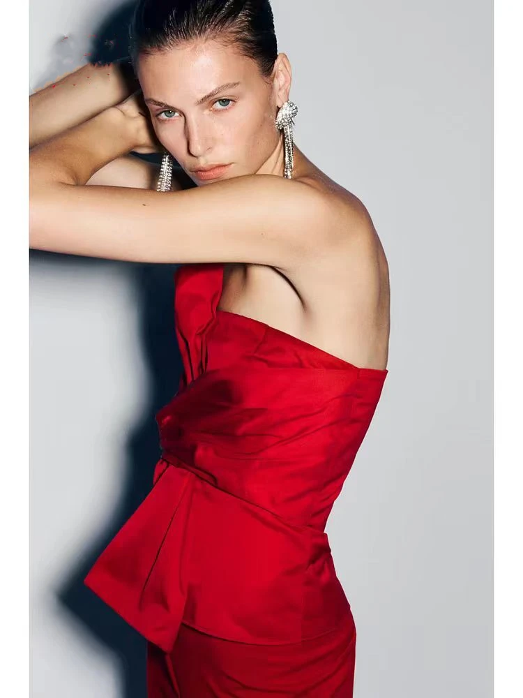 YY0332 25 Spring New Product Women's Fashion and Sexy Design Sense One Piece Collar Sleeveless Red Dress strapless Top