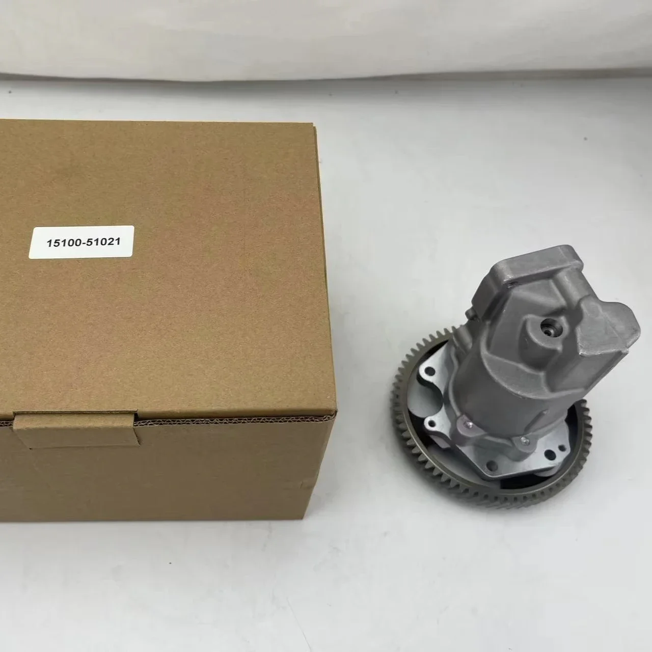 

Hot Sell High Quality Automobile Part15100-51021 Engine Oil Pump for Toy ota Land Cruiser2007-2017 Lexus 2021- LX570 1VDFTV 2015