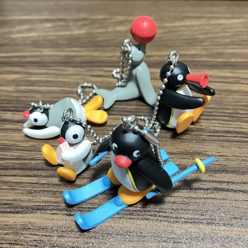 Mainan Kapsul Kawaii Asli Asli Figur Gashapon Lucu Penguin Seel Model Ski Liontin Gantungan Kunci Hadiah Patung Boneka Anime