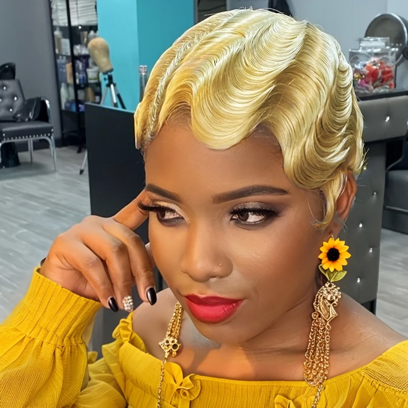 

613 Светлый парик из натуральных волос с волнистыми пальцами, 10-дюймовый парик машинного производства, плотность 180%, с сетчатой шапочкой из розовой сетки для повседневного использования и специального Occa