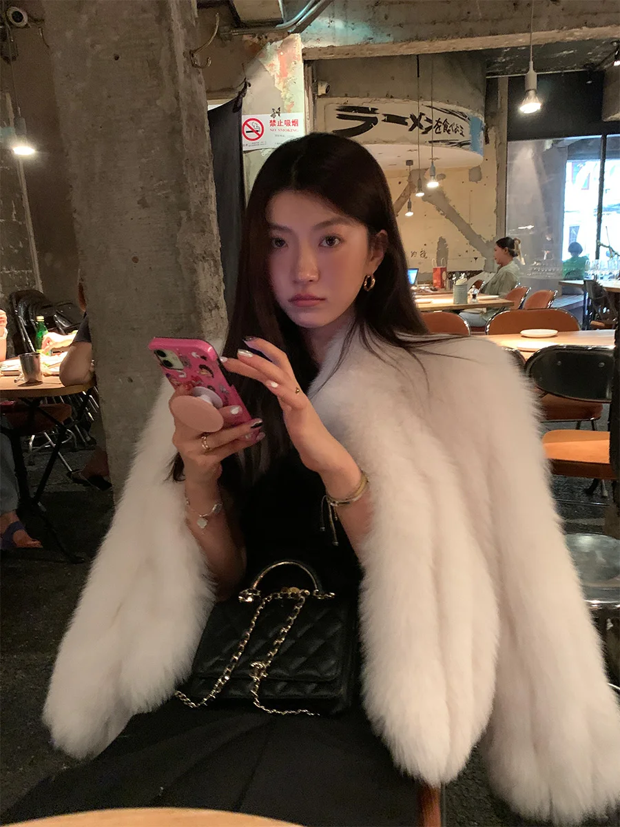 New Imported Fox Fur Fur Temperament Short Socialite Coat for Women Winter