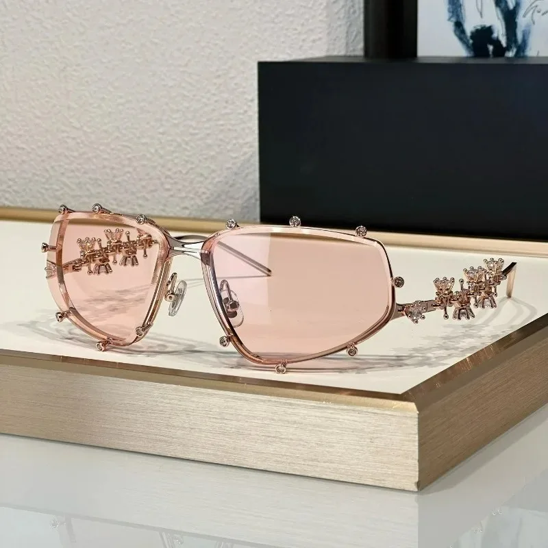 

Luxury Eyeglass Gm Style Diamond Studded Glasses Frame Flat Mirror Large Frame Glasses Cool Sweet Girl Fashion Women Eyewear