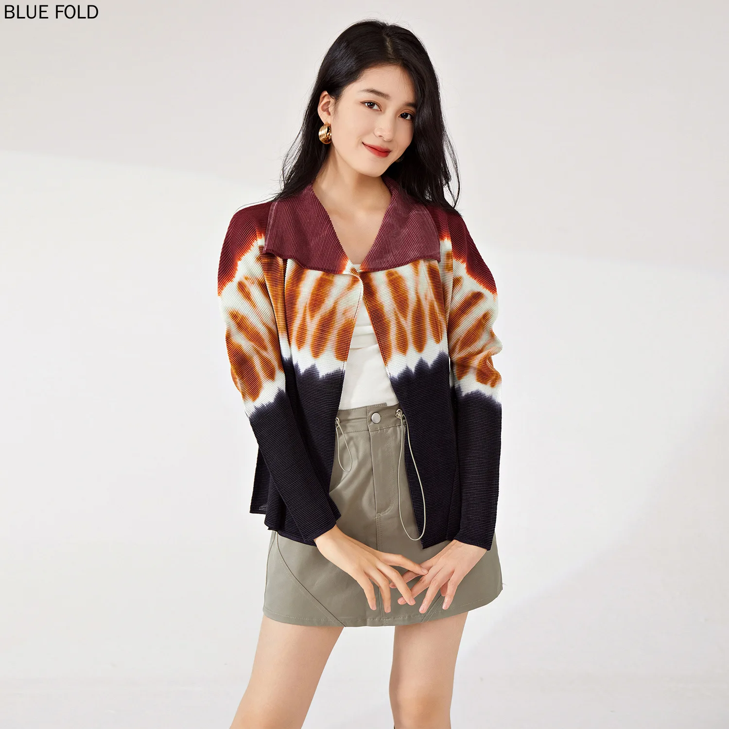 Women's Loose Printed Long-Sleeved Cardigan Top, Commuting Versatile, Miyake, High-end, New Style, Spring