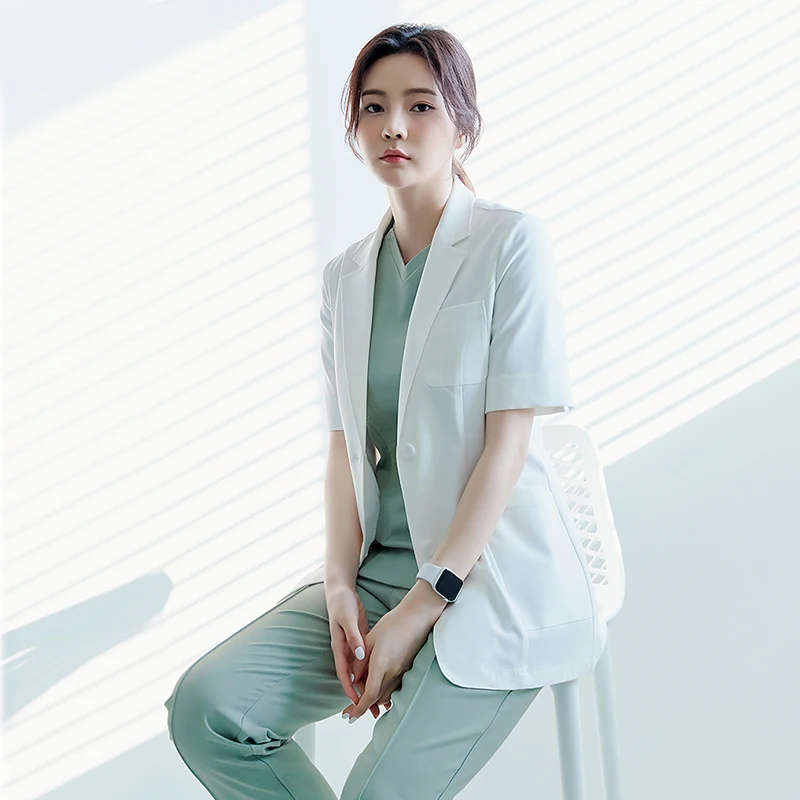 

Корейский стиль, высококачественная медицинская униформа, белый халат для женщин, рабочая одежда для стоматологического кабинета, летний наряд для косметолога