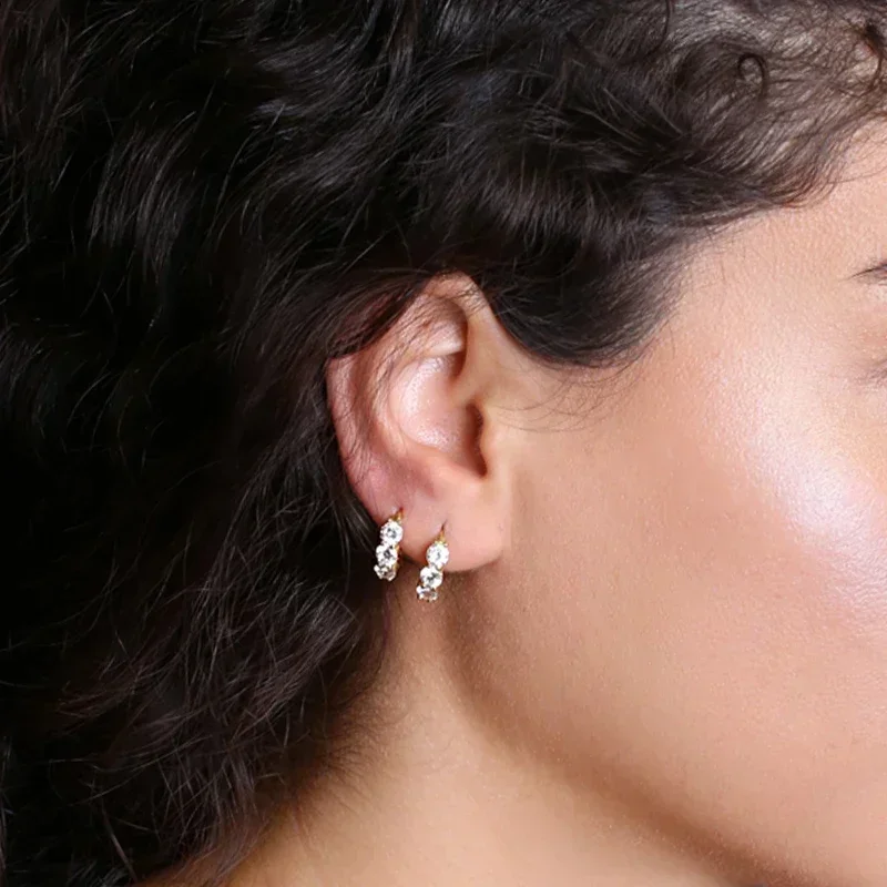 Pendientes de aro de circonita blanca geométrica con aguja de Plata de Ley 925 para mujer, pendientes dorados de lujo, accesorios de joyería para fiesta