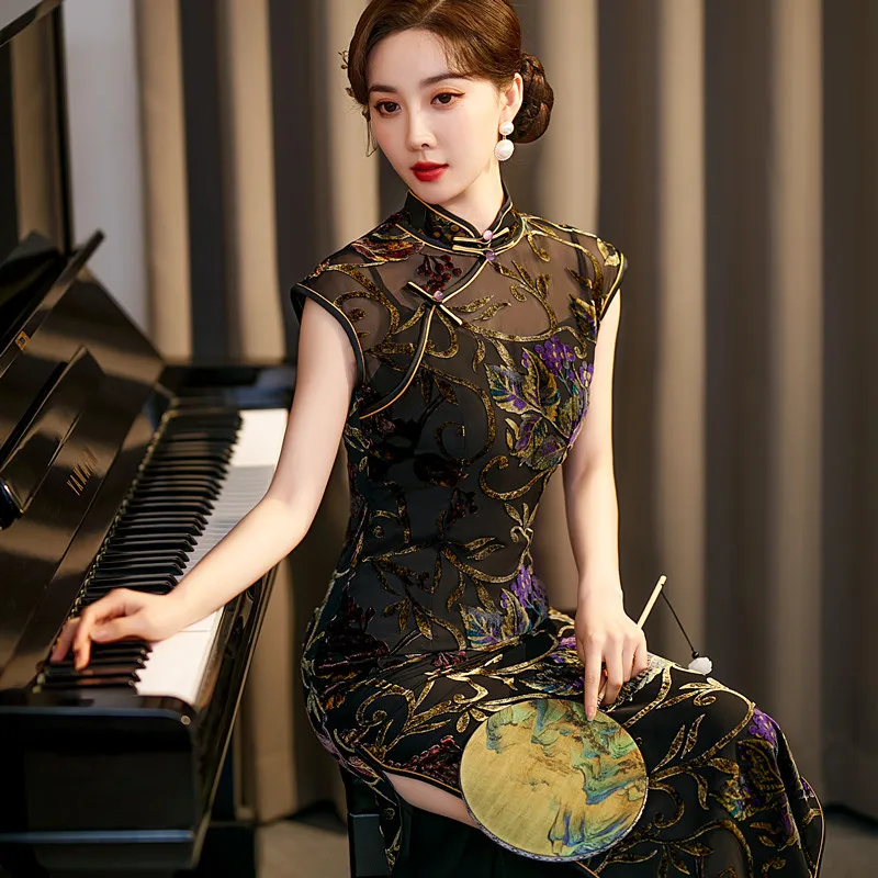 Old Shanghai Velvet Cheongsam 2022 New Women's Short-sleeved Elegant Mother Chinese Traditional Dress For Plus Size Women