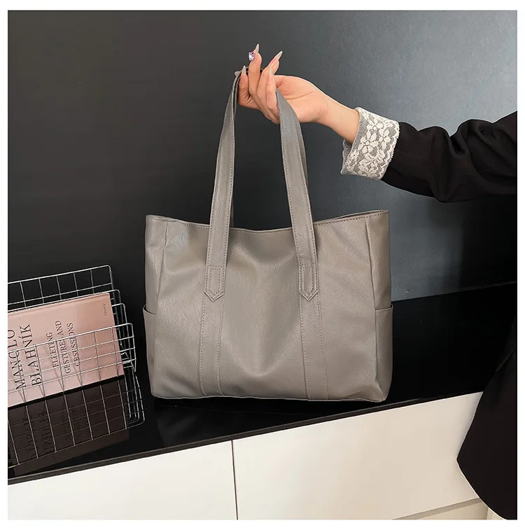 Vintage-Leder-Umhängetasche, geräumige Casual-Tragetasche mit zwei Griffen, Alltagstasche für Frauen, vielseitige Handtasche – Detail 26