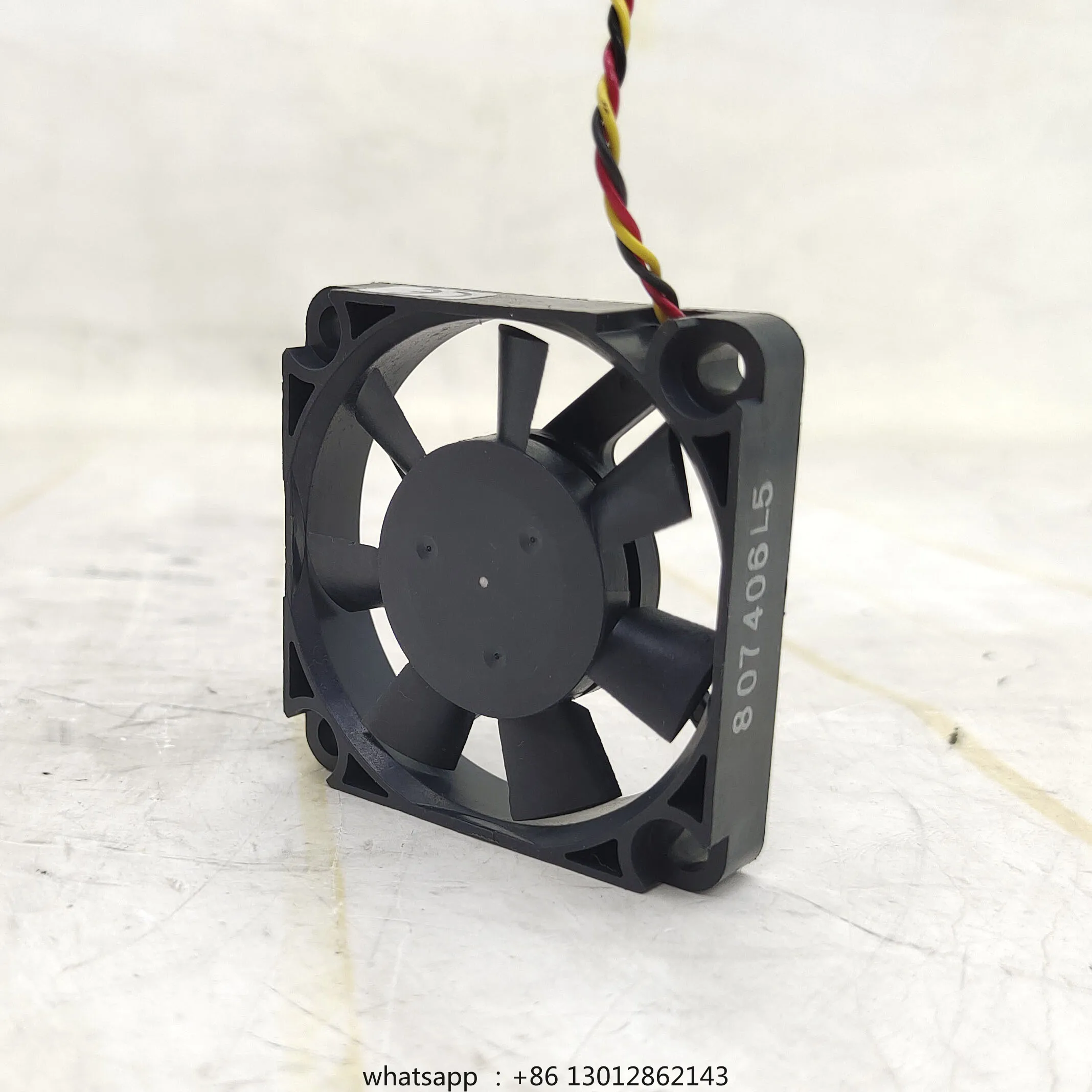 

MFB50E-12A 5010 12 В 0,04 А 5 см, сверхтихий вентилятор охлаждения