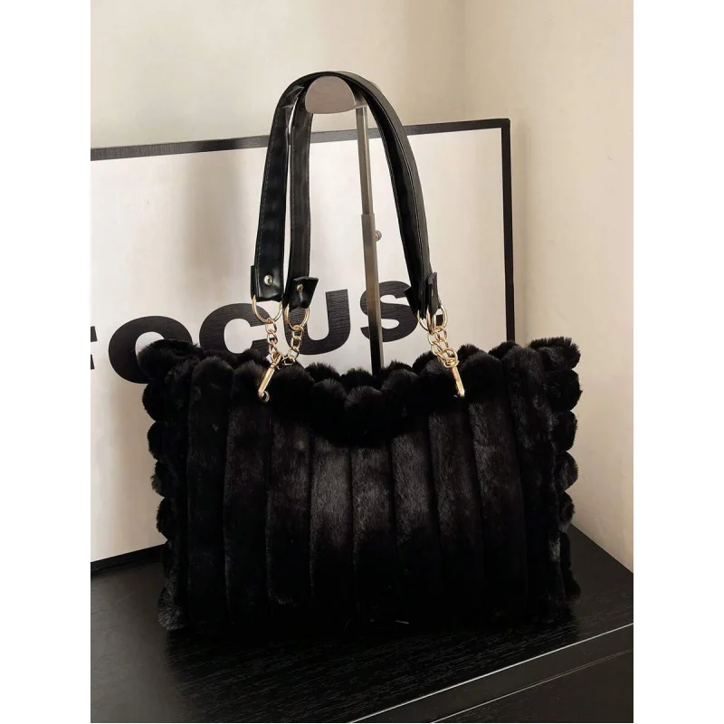 

Fashionable Autumn/Winter Plush Pendant Shoulder Tote Bag For Women