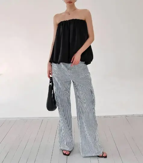 بلوزة صيفية جديدة لعام 2025 ذات الرغبة النقية للتنقل فضفاضة وعصرية وخفيفة الوزن وفاخرة