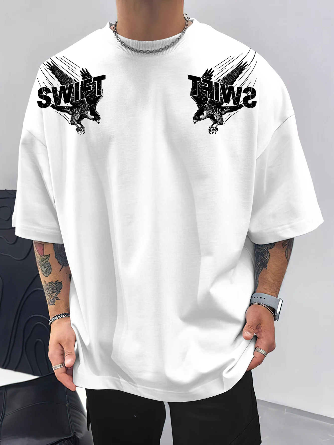 Camiseta de Marca Streetwear Extra Grande para Hombre, Diseño Vintage con Estampado Simétrico de Halcón, Poliéster Blanco Multicolor, Tallas S-2XL, 1 Pieza