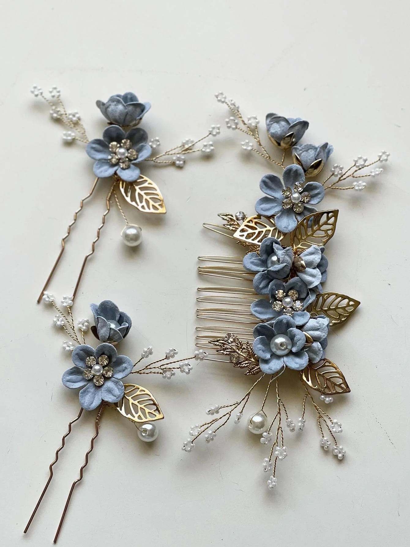 

2pcs Women Faux Pearl & Flower Decor Fashion Bride Hair Pin & 1pc Hair Comb For Wedding Party Boho Tiaras