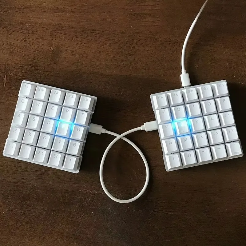 

Split Mechanical Keyboard 50-key Layout Hot Plug Wired Ergonomics RGB Backlight VIA Key Change Customized Mechanical Keyboards