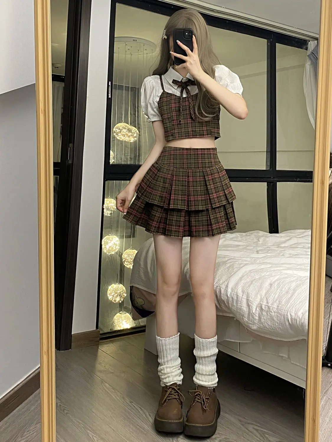 Two-Piece Set College Fake Two-Piece Plaid Shirt Pleated Skirt Women Fashion Lace Up Polo Neck Sweet Spicy Girl Slim Summer Suit