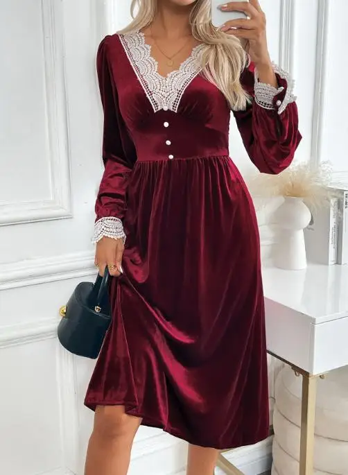 

Dress Women's Fashion 2025 Spring/summer Latest Hot Selling New Palace Elegant Retro Style Lace Patchwork V-Neck Velvet Dress