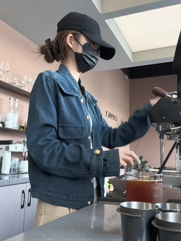 

Korean Sle Loose Fit ort Denim Jaet Faionable Casual Outerwear Button Detail Long Sve Pure Color Travel Ready