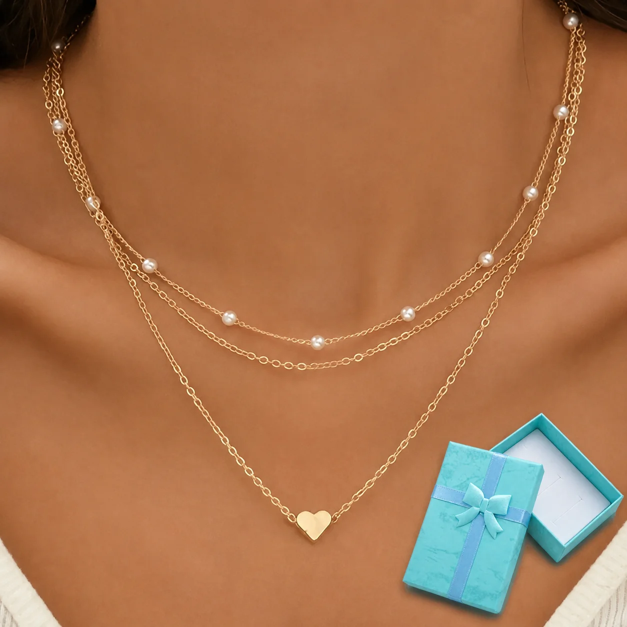 Mit Geschenkbox 3-Schichtige Perlenherz-Anhänger-Halskette für Frauen Goldfarben Mehrschichtige Kette Vintage Minimalistischer Schlüsselbeinschmuck – Detail 1