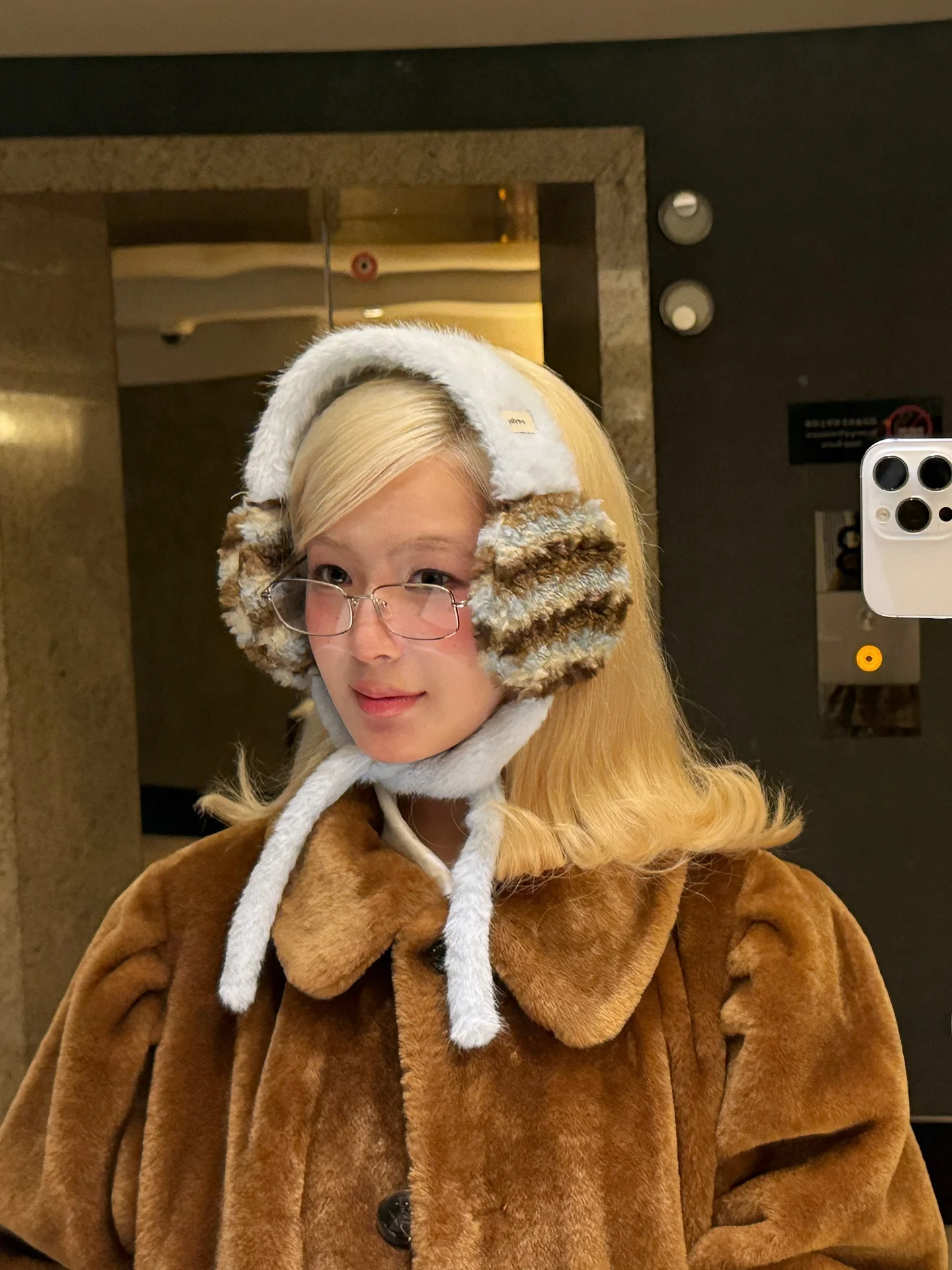 heidelpark-vintage-lamb-fur-ear-muffs-women's-winter-warm-windproof-plush-ear-covers-atmosphere-sense-ear-pads-for-daily-comm