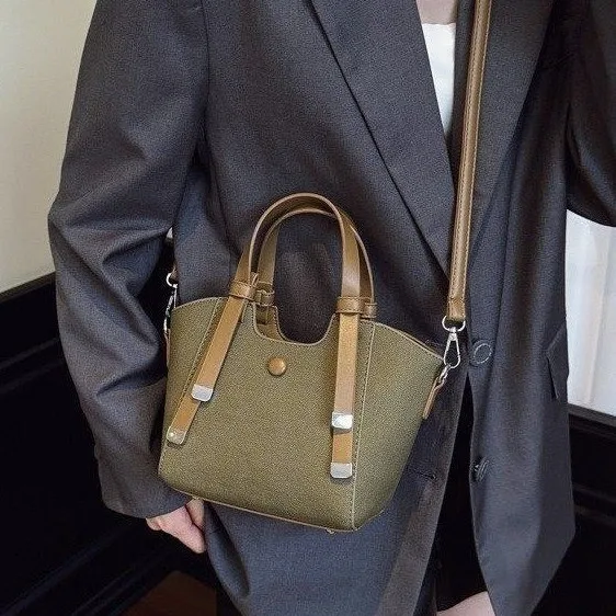 

2025 Minimalist Women's Crossbody Bag, Genuine Leather Multi-way Shoulder Tote, Vintage Chic Large Capacity Purse for Work