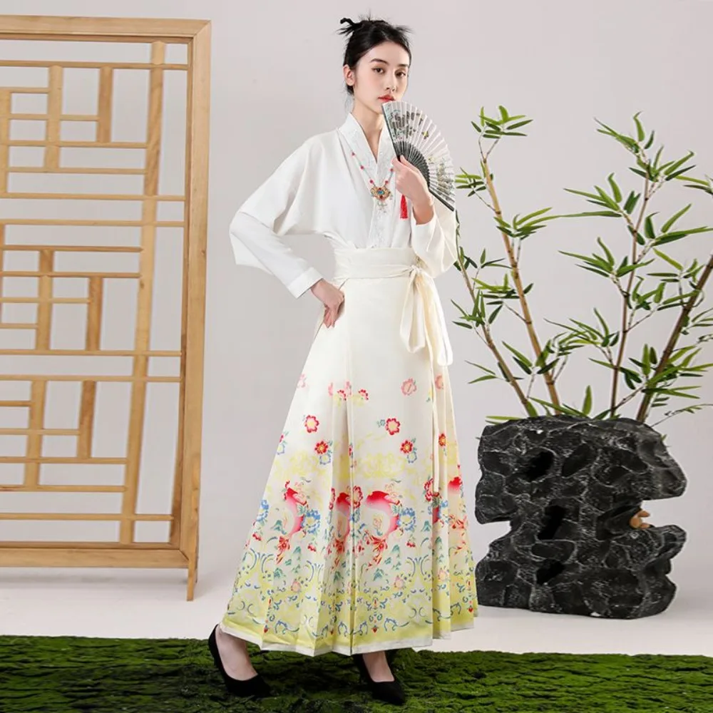 مجموعة تنورة وجه الحصان من Hanfu - تنورة Ma Mian على الطراز الصيني الجديد، أزياء تقليدية للنساء، ملابس تنحيف مناسبة للارتداء اليومي