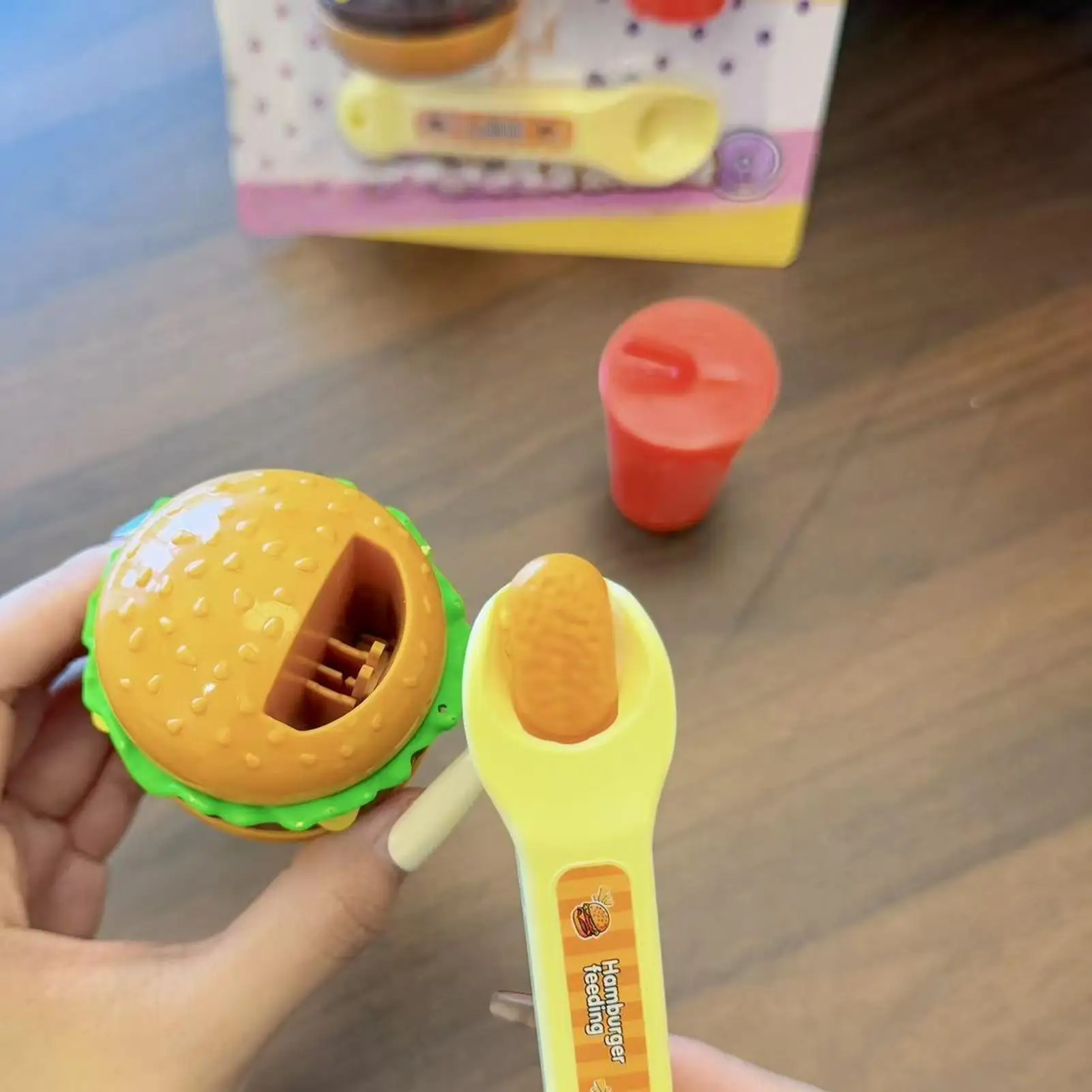 Spielen Sie Essen, interaktives Lernen, Küchenzubehör, dehnbar, Rollenspiel-Fast-Food-Set für Kindergarten, Vorschule, Klassenzimmer, Zuhause