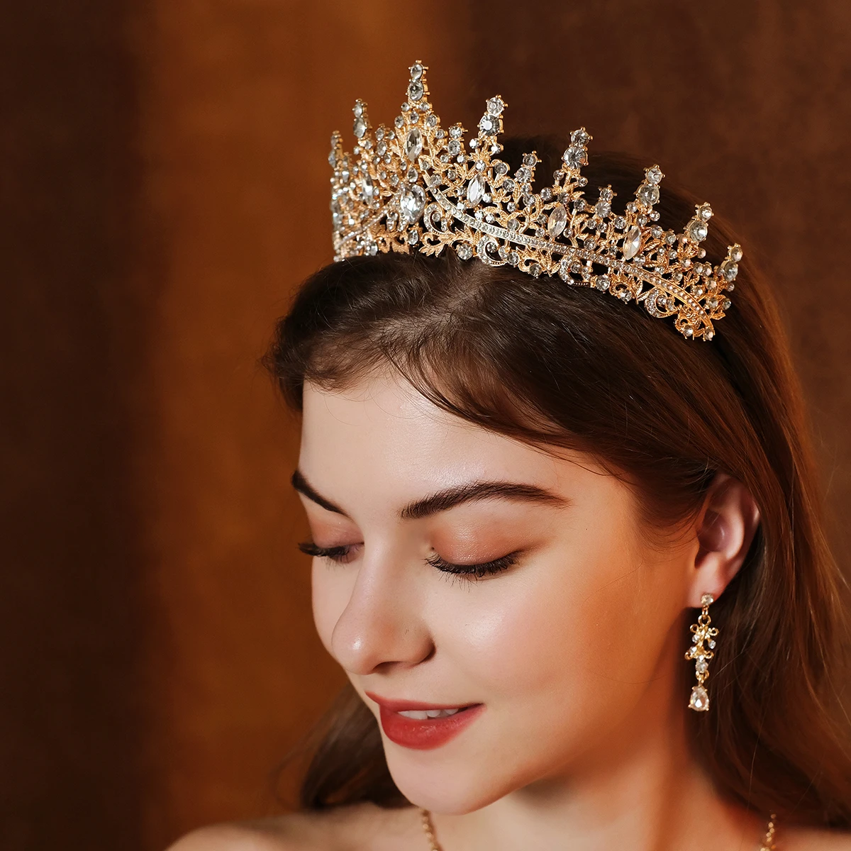 Full Of Charming Style Vintage Classical Champagne-color Ladies\' Tiara Necklace Earrings 4 Pcs Set ​For Wedding Bride