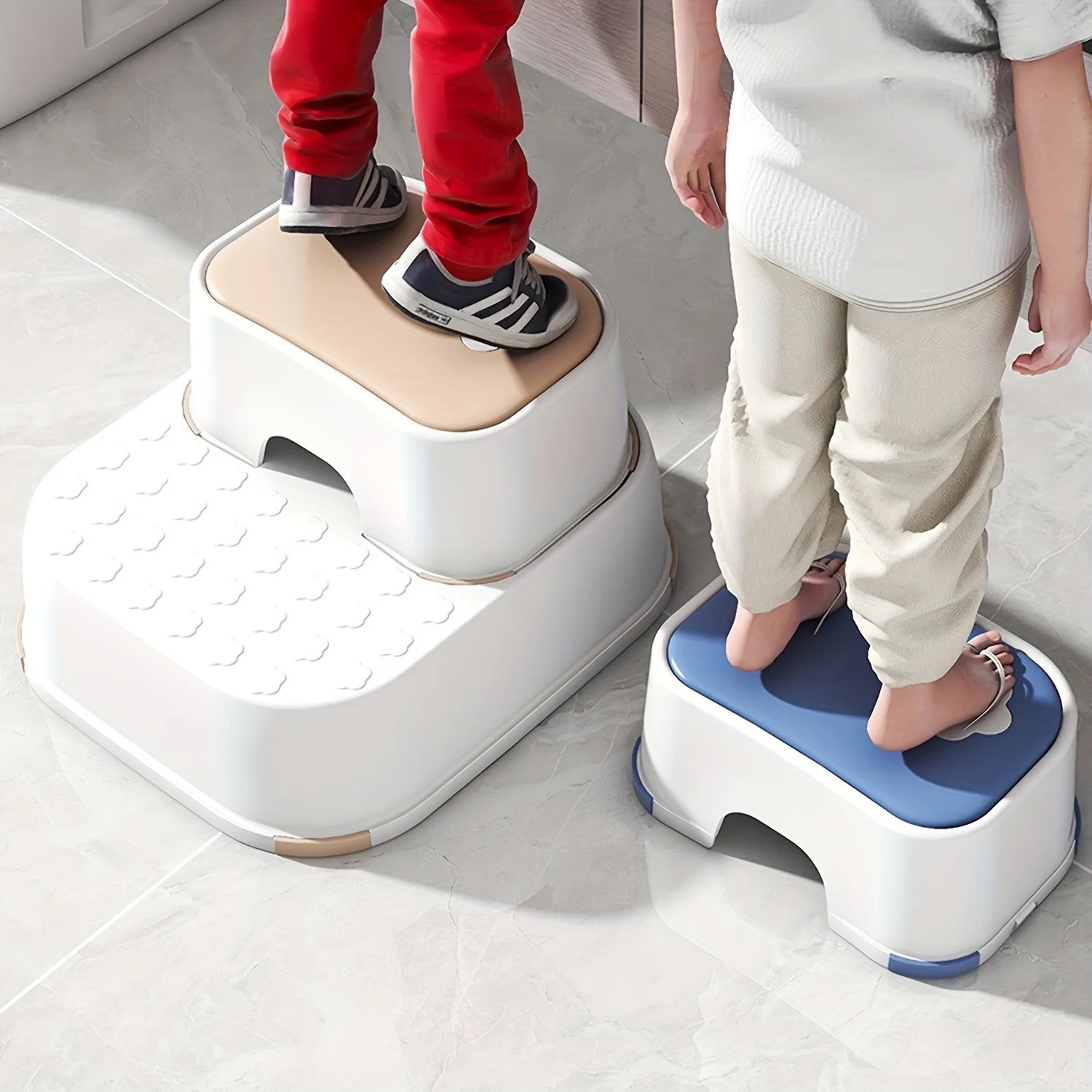 2 Pieces of Children\'s Footrest, Washing Stool, Two-layer Toilet, Double Step Design for Bowel Training Anti Slip Bathroom Stool