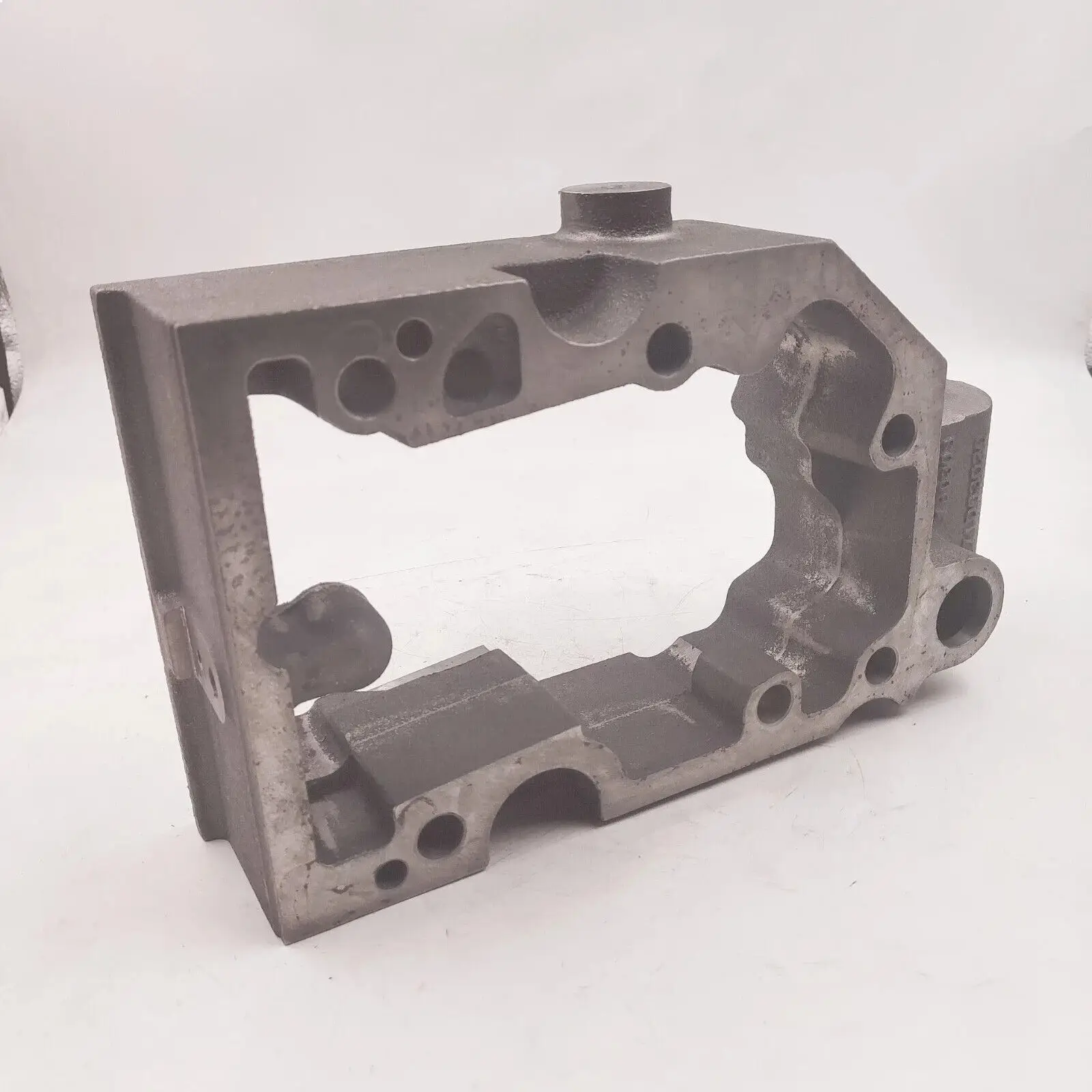 

3202197 4371884 Rocker Lever Housing Fit Cummins K19 K38 K50 QSK(4924294)