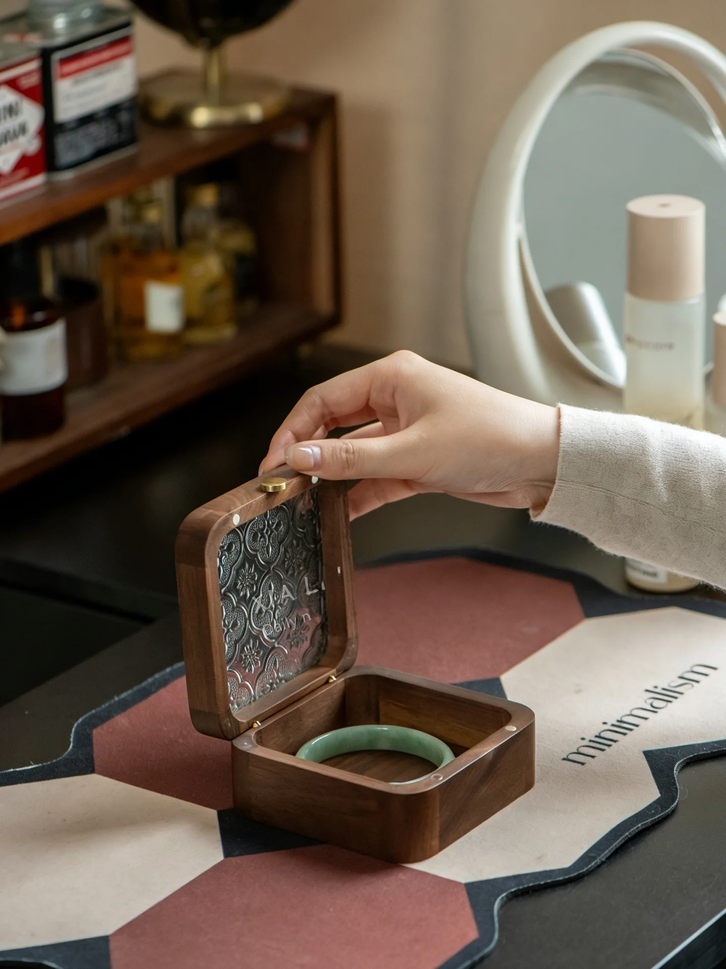 

Ele Wooden Tea Rose Flower Design Bracelet Jewelry Box Dustproof Cover High End Gift Box Storage Organizer for Gemstones