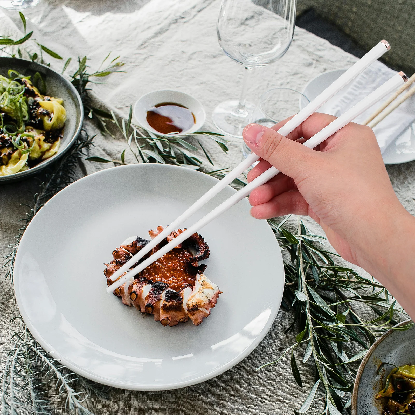 

Reusable Anti-Mold Alloy Chopsticks Fiberglass No-Deformation Eating Tool For Sushi Noodles Chinese Style Home Use