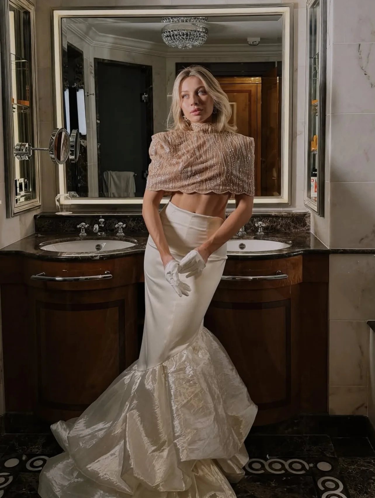 Elegante Fischschwanzröcke mit hoher Taille, luxuriöser Satin-Rock für Hochzeitsgäste, Abschlussball-Abend-Outfit, Meerjungfrau, geschwollene lange Damenmode 2026