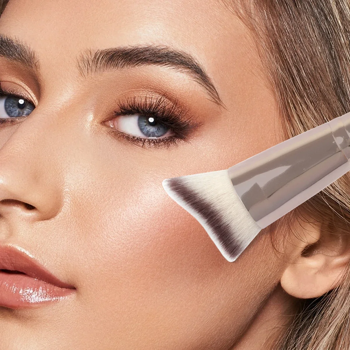 MAANGE Contourborstel Premium Contour Blush Gezichtsmake-upborstel Perfect voor wang Voorhoofd Kaak Neus Mengen Verdieping Contouren