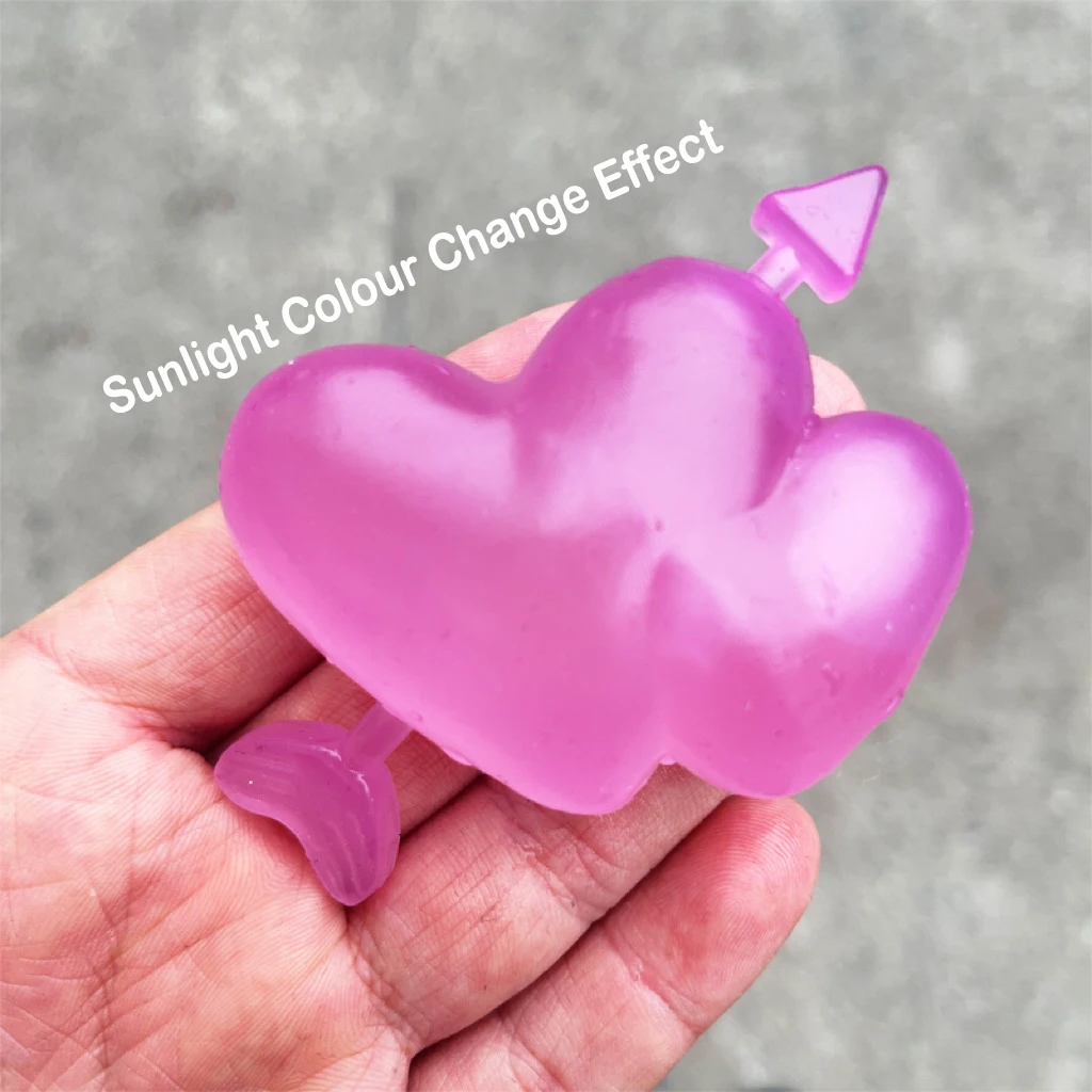 Changing Color An arrow through Heart Squeeze Toy Sequins Love Fidget Toy Pinch Kneading Toy Stress Reliever Toy Kid Party Favor