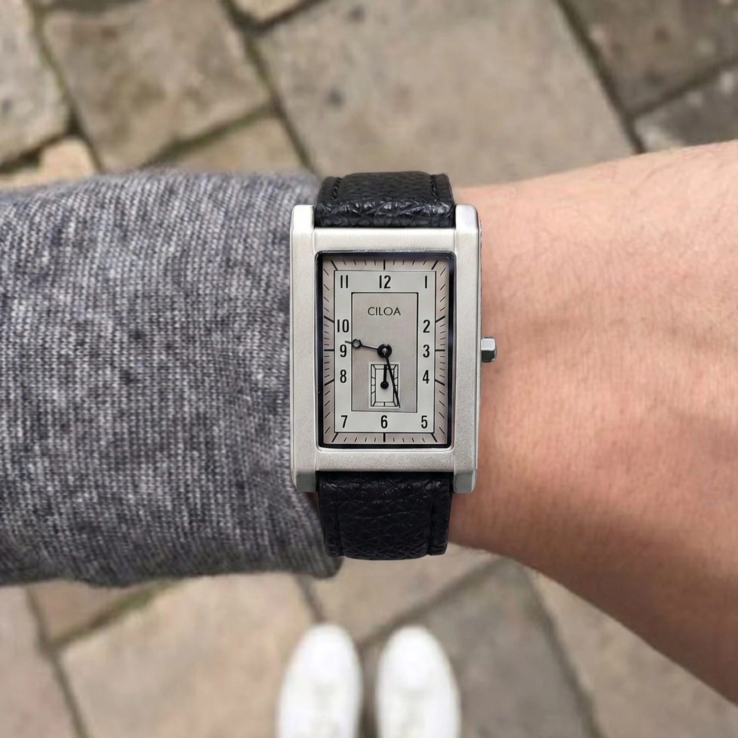 Thumbnail 4 - #49 Low Price Slim Quartz Watches Deals