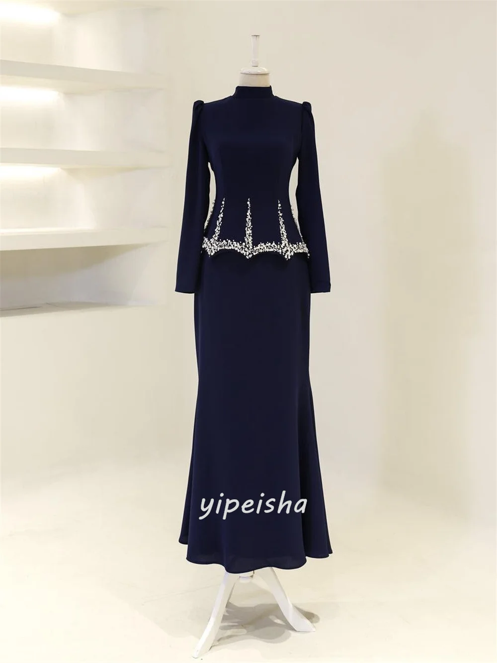 Customized Modern Style Elegant Jersey Rhinestone Ruched Straight High Collar Long Dresses Bespoke Occasion Dresses Formal Retro